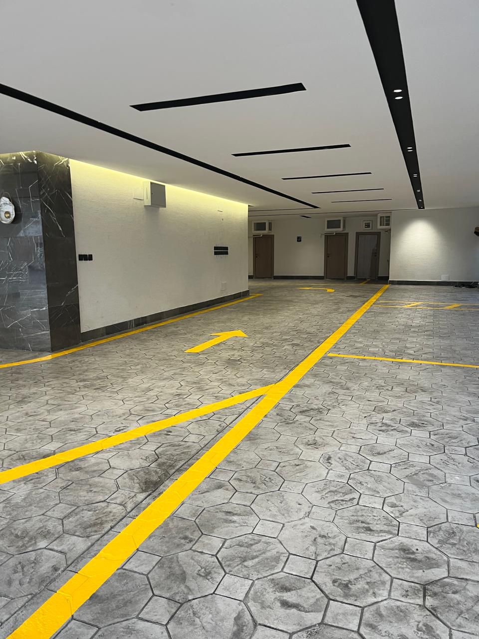 شقة  في الروضة 5