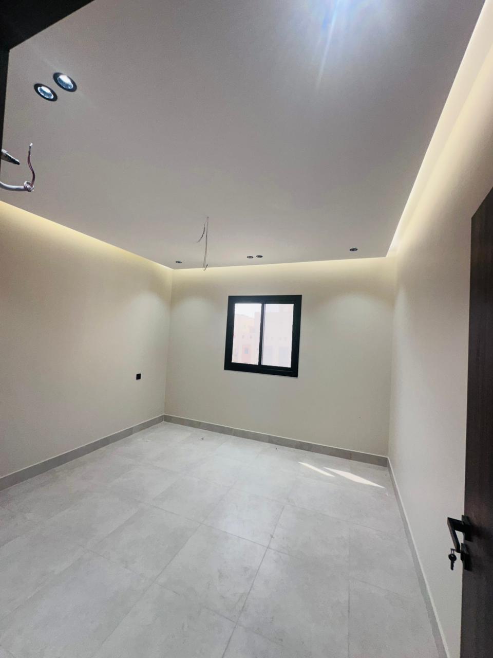 شقة  في السلامة 3