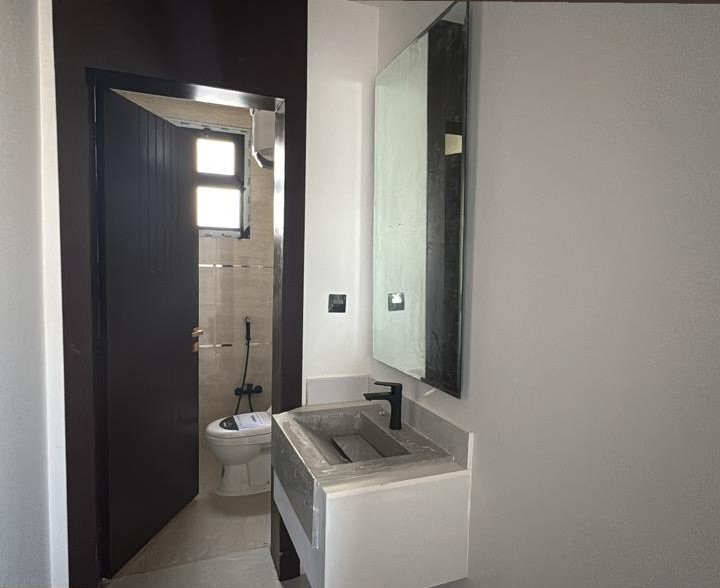 شقة  في طيبة 4