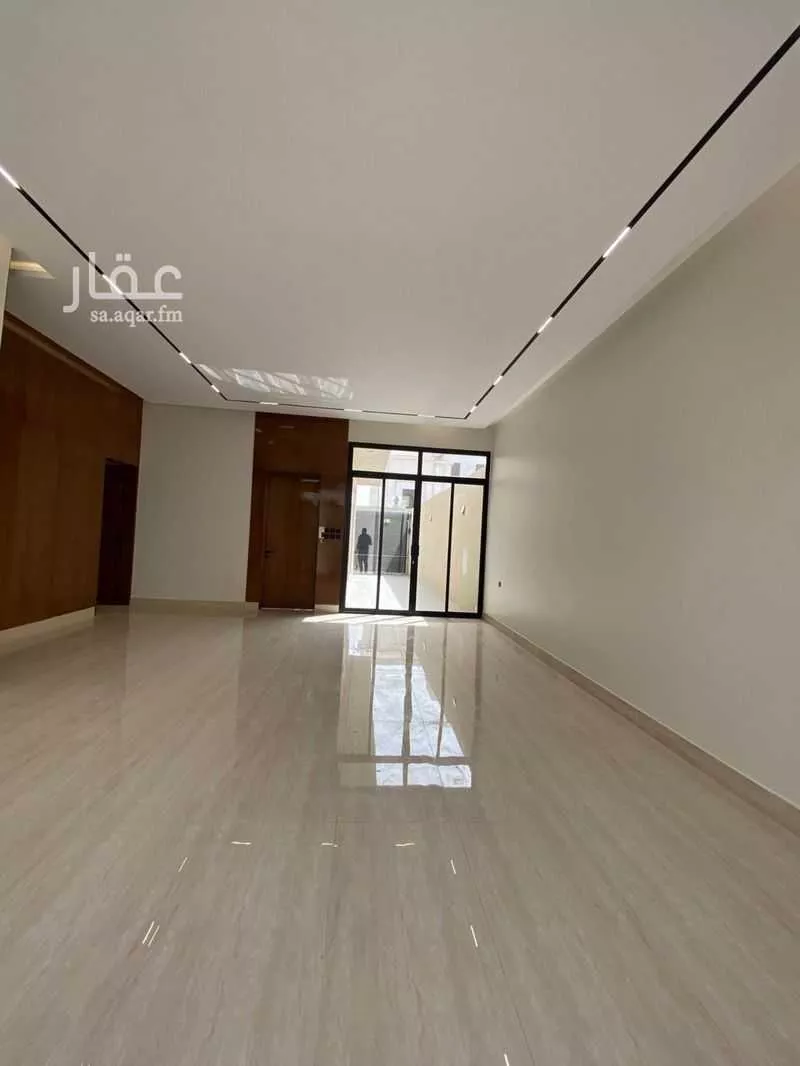 فيلا 6 غرف في الرمال 22