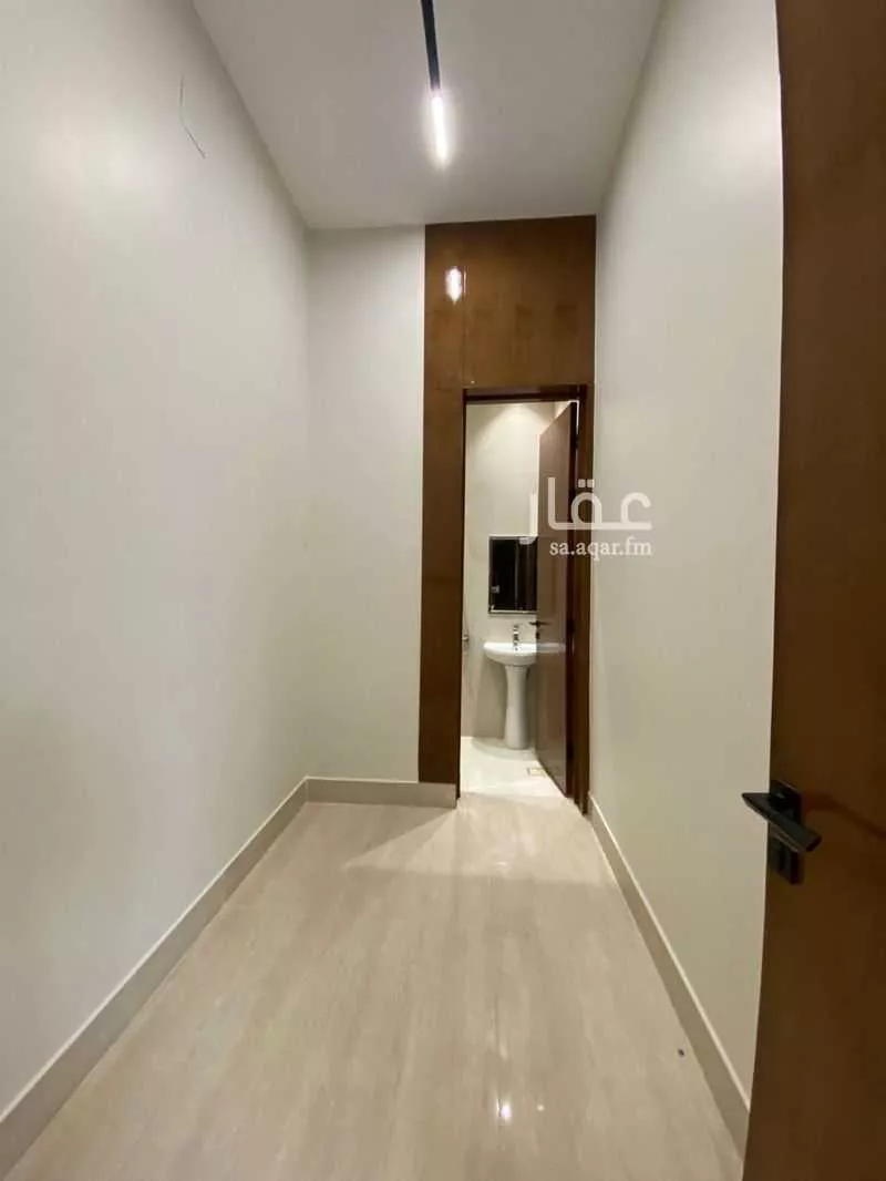 فيلا 6 غرف في الرمال 7