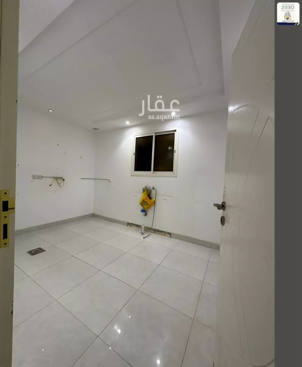 فيلا 8 غرف في المهدية 5