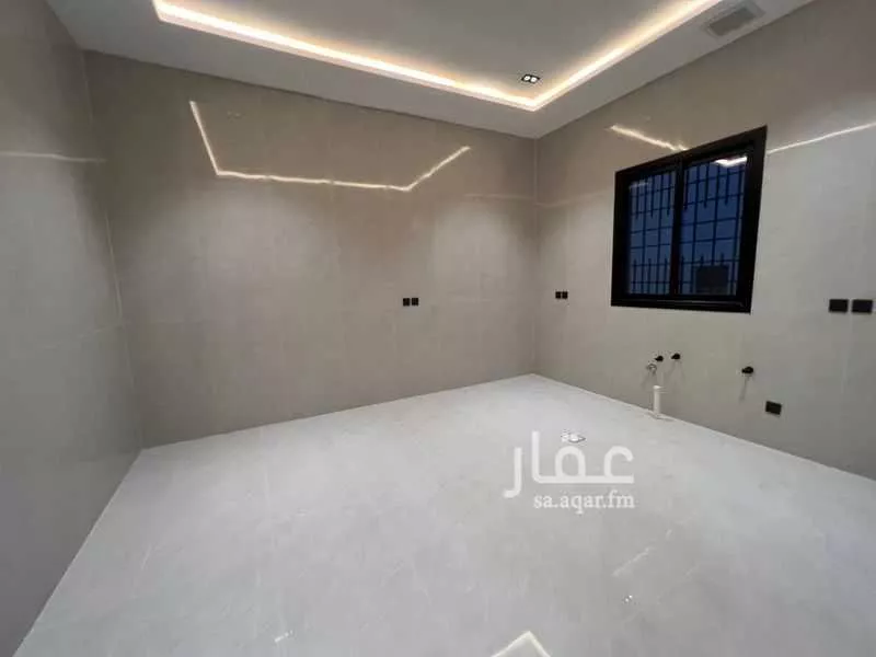 4 bedroom apartment in Al Qadisiyah 10