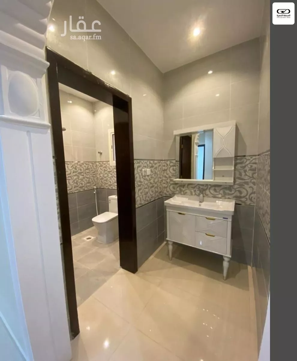 6 bedroom villa in Al Hamdaniyah 14