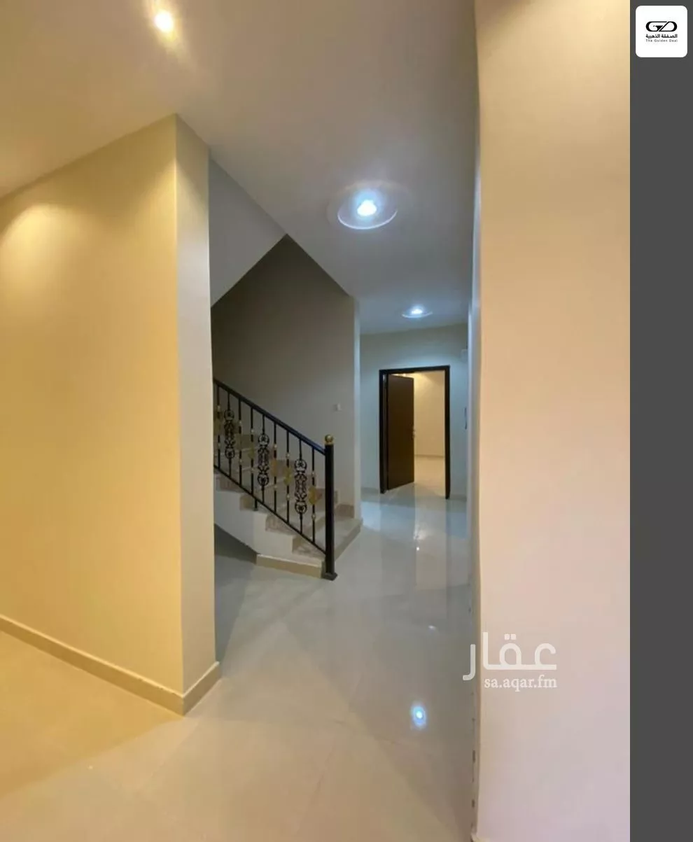 6 bedroom villa in Al Hamdaniyah 17