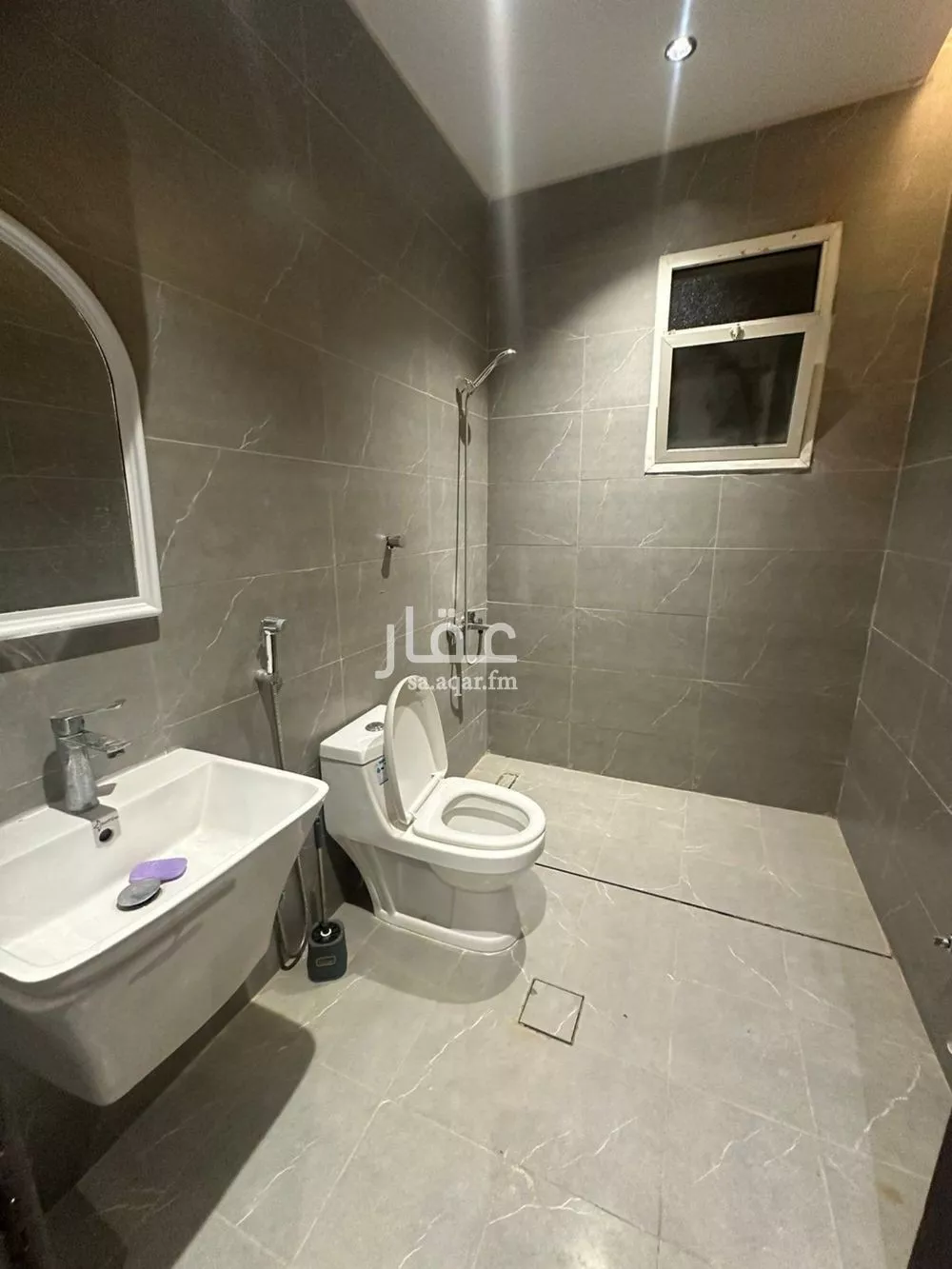 شقة 1 غرف في المغرزات 2