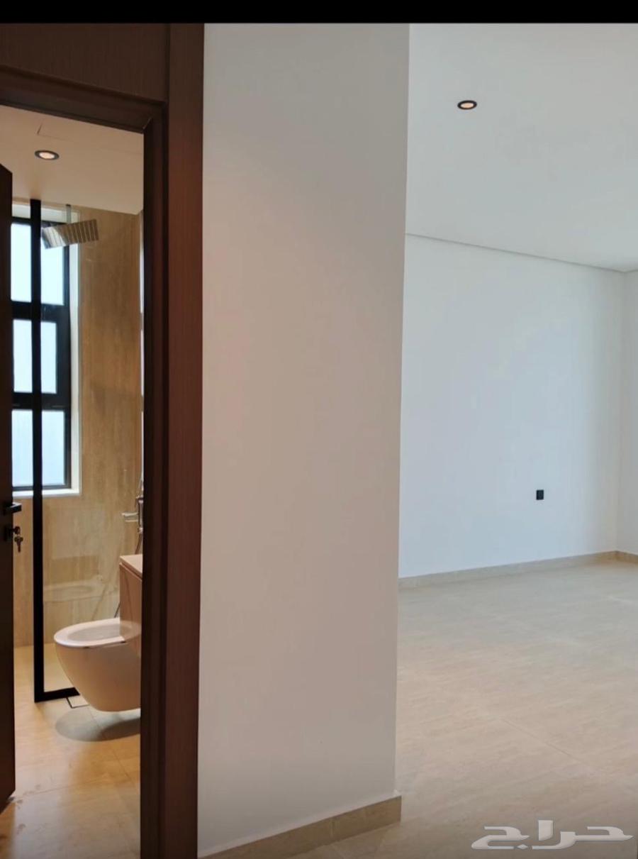 شقة 3 غرف في الخور 11
