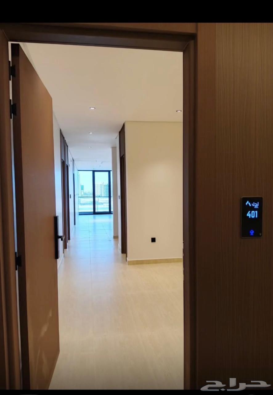 شقة 3 غرف في الخور 16