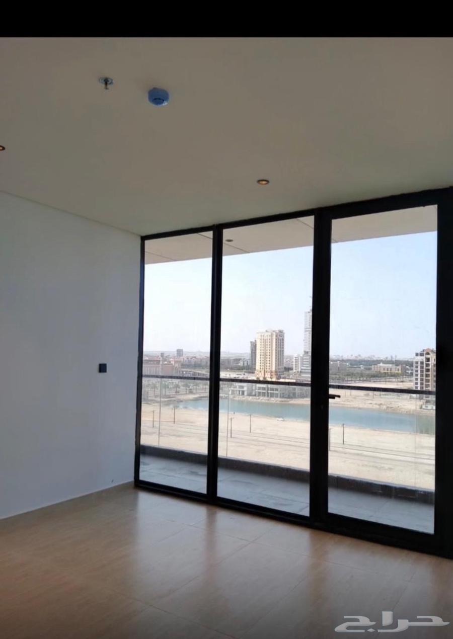 شقة 3 غرف في الخور 6