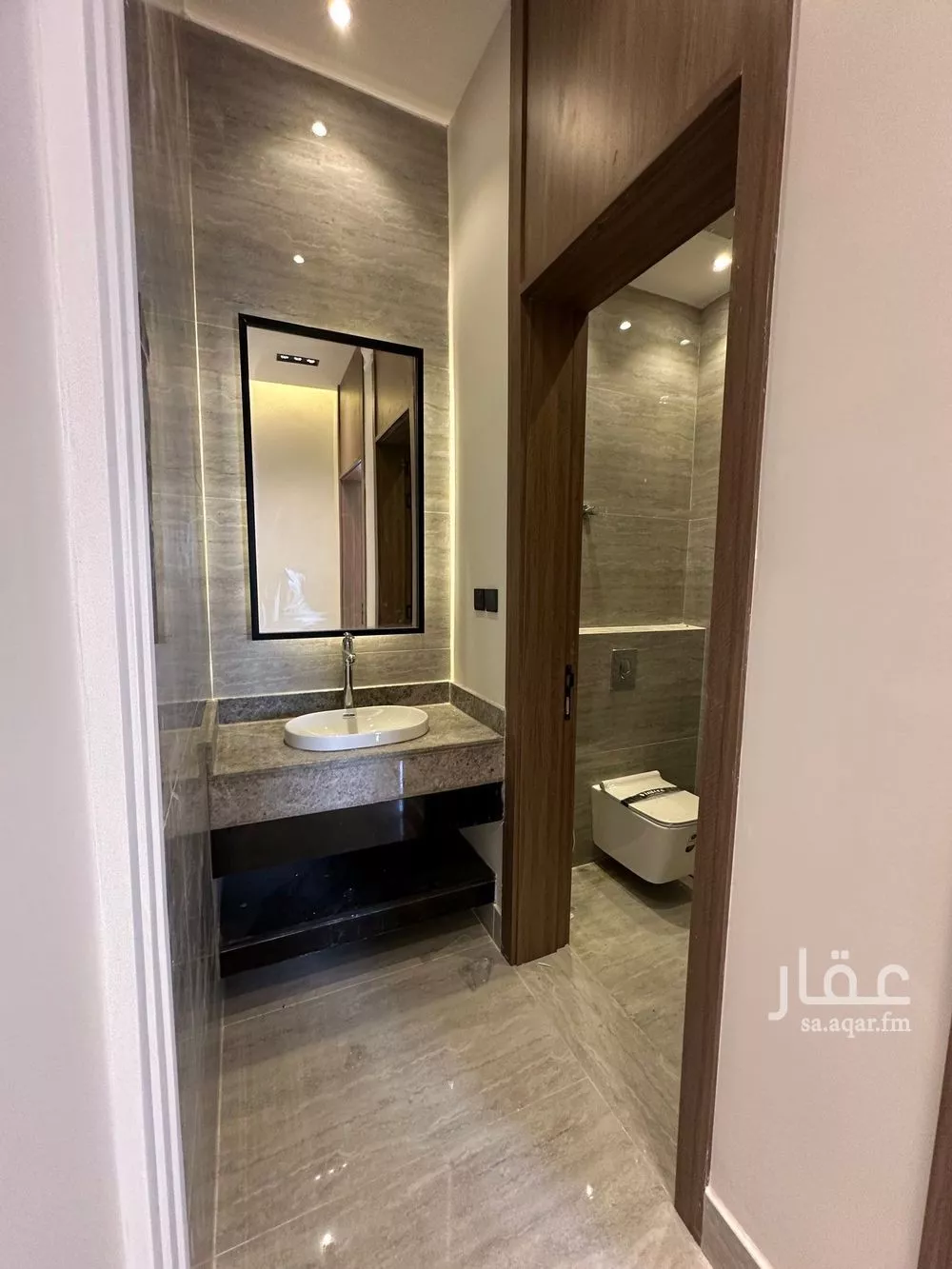 4 bedroom apartment in Al Yarmouk 5