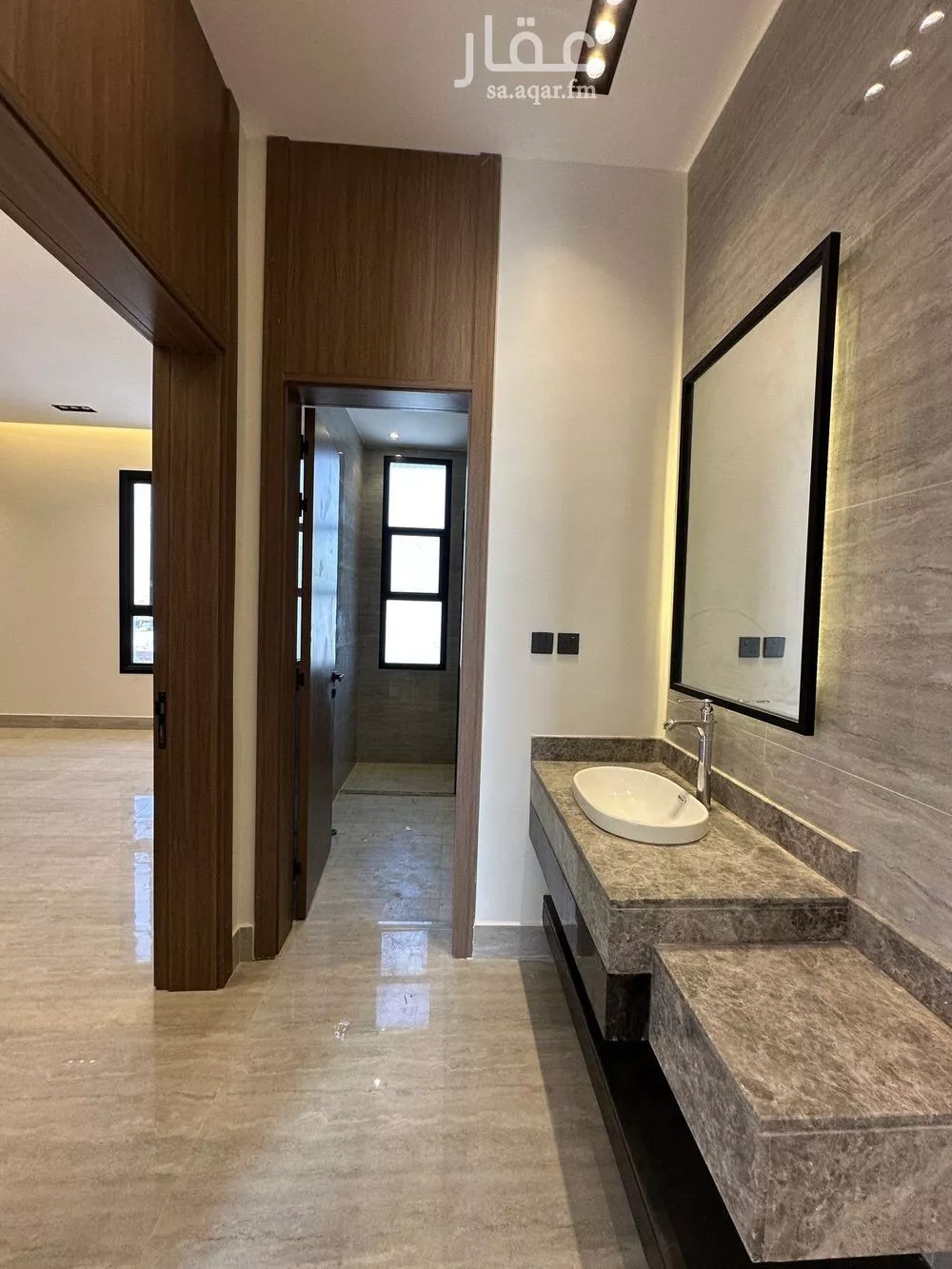 4 bedroom apartment in Al Yarmouk 7