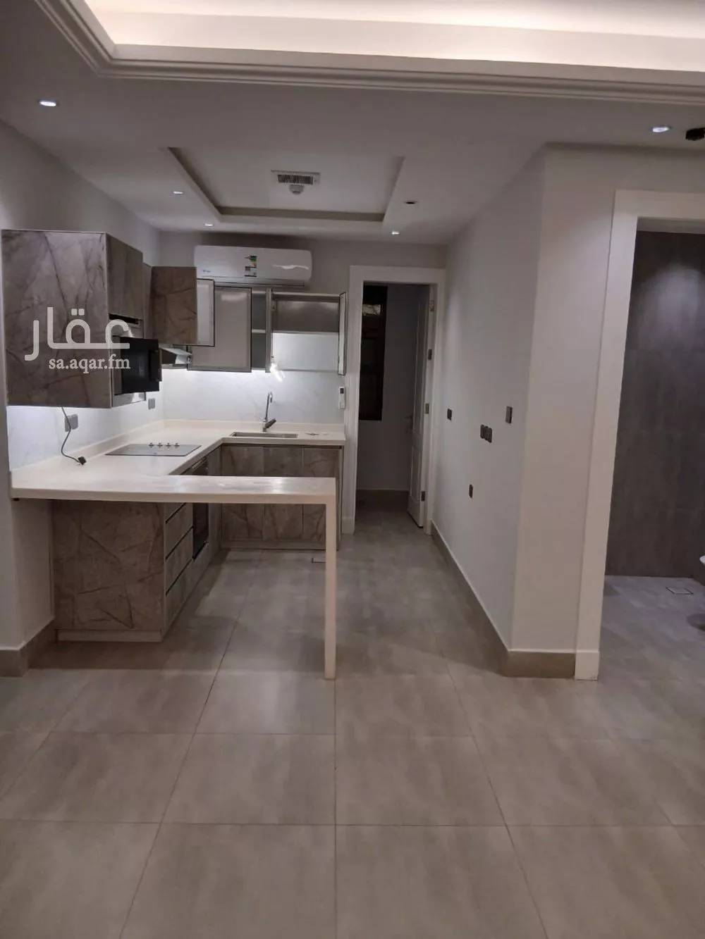 شقة 3 غرف في الملقا 4