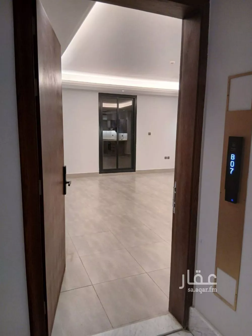 شقة 3 غرف في الملقا 5