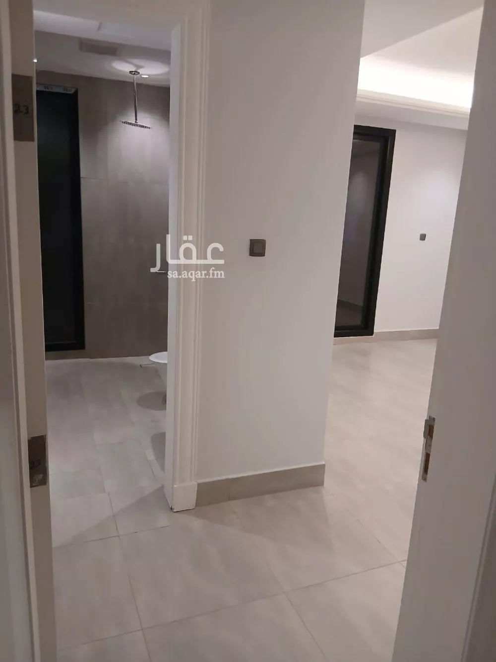 شقة 3 غرف في الملقا 8