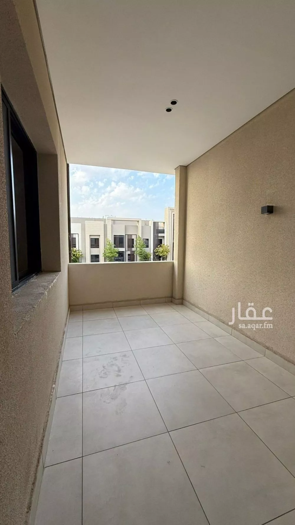 شقة 4 غرف في العارض 3