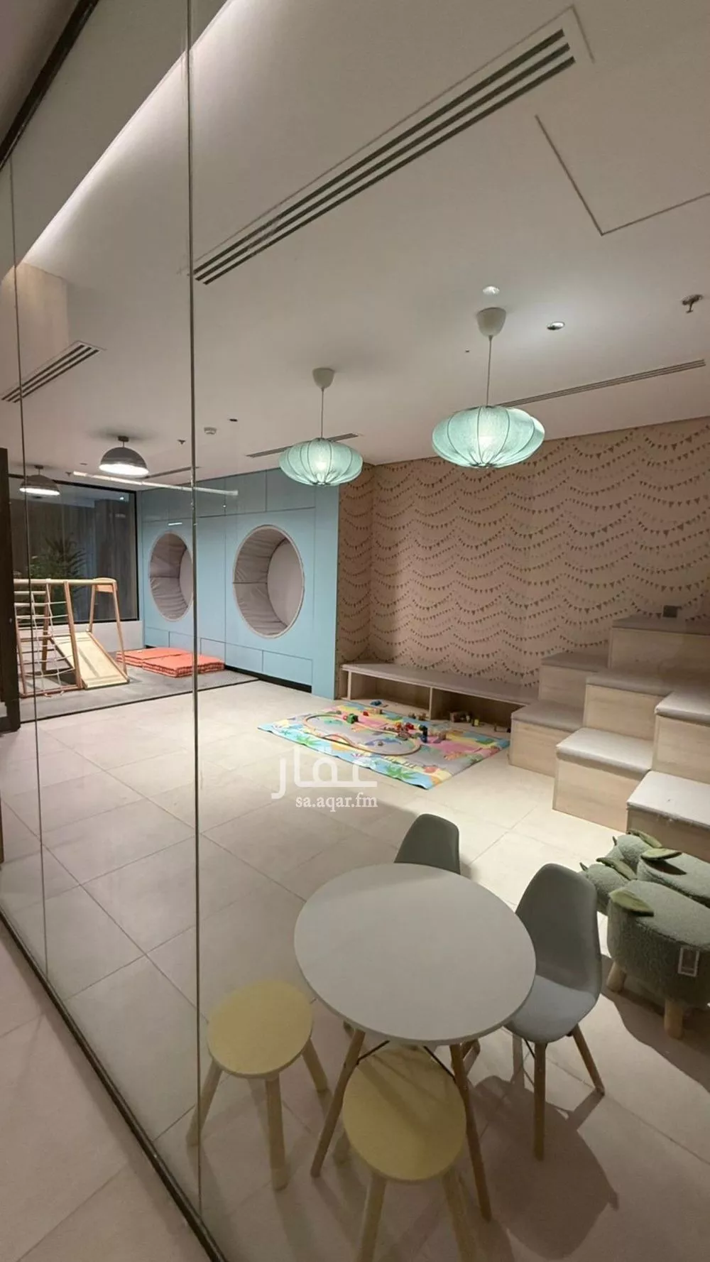 شقة 4 غرف في العارض 4