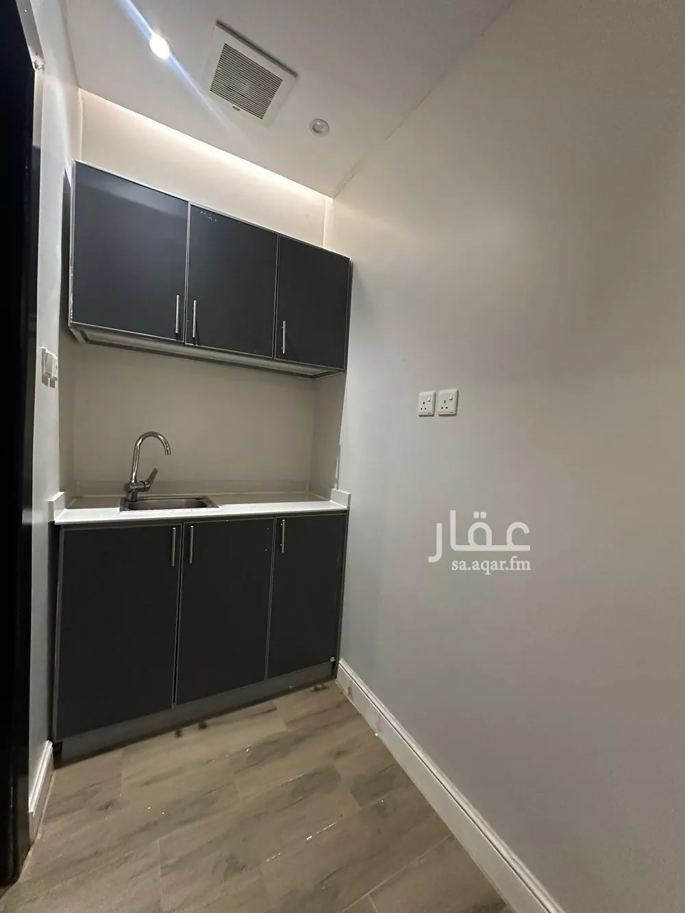 شقة 1 غرف في النرجس 6