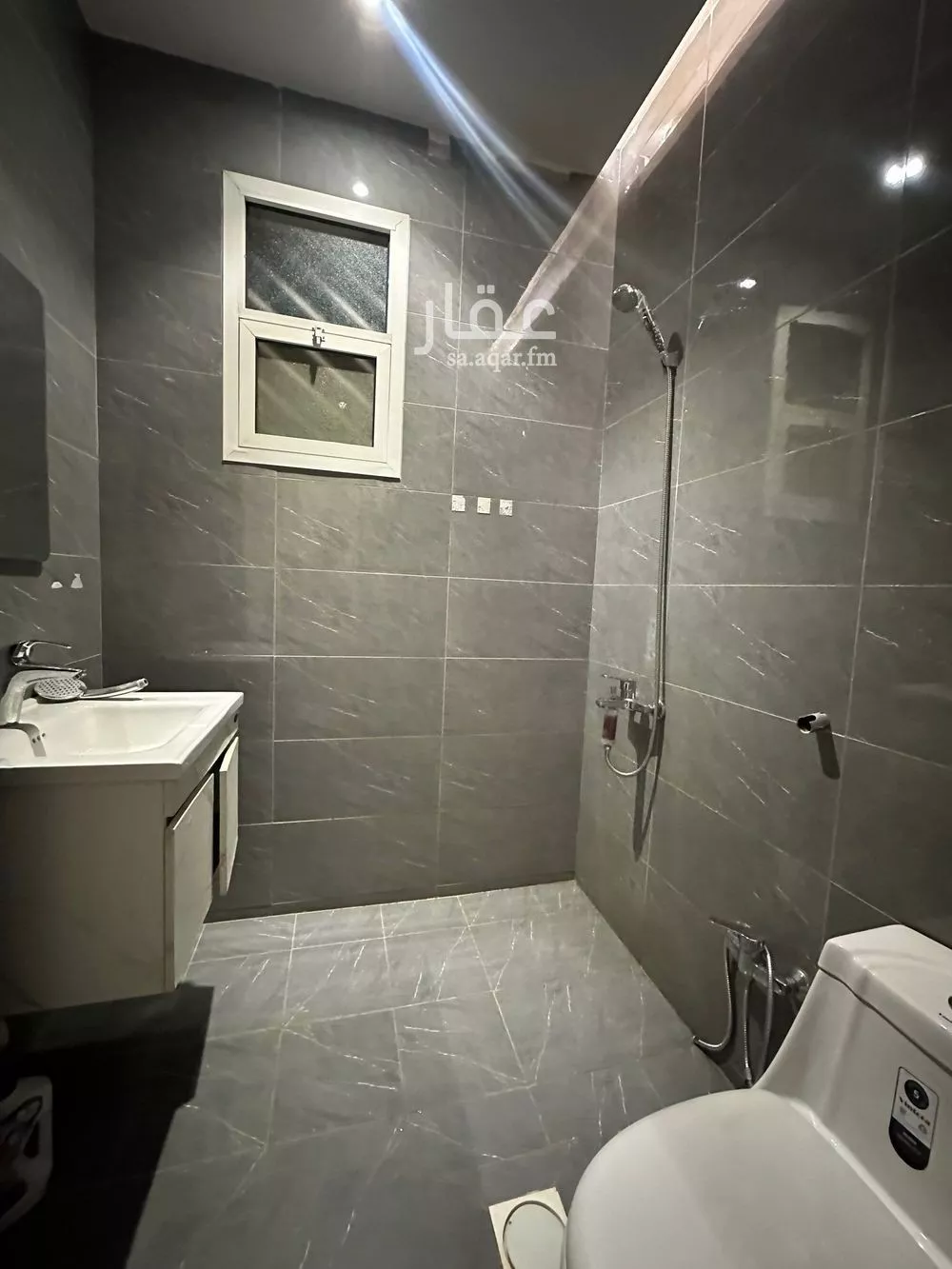 شقة 1 غرف في النرجس 7