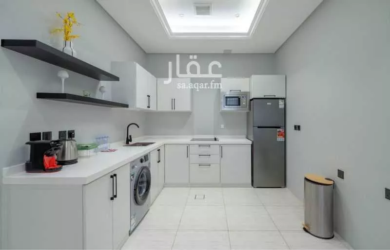 3 bedroom apartment in Al Malqa 5