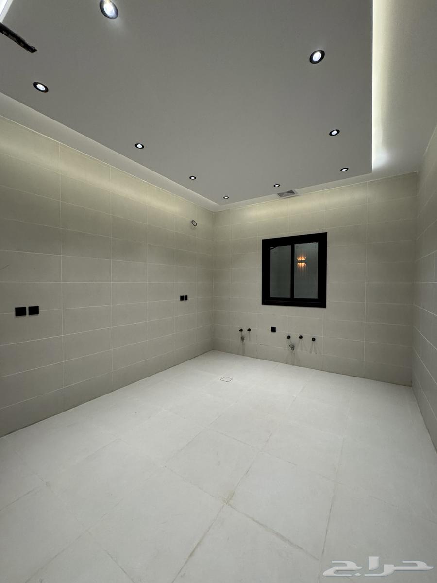 شقة 5 غرف في الرانوناء 15