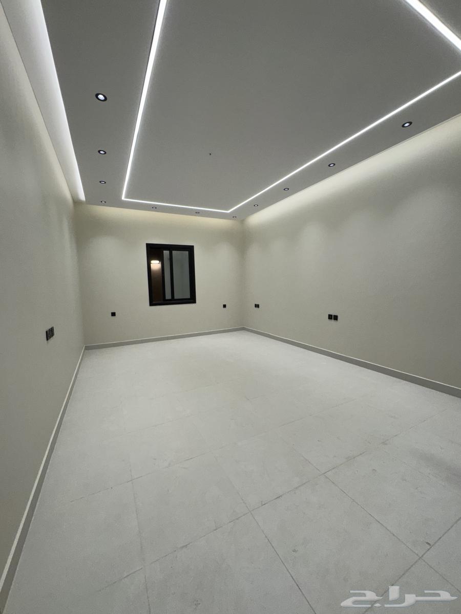 شقة 5 غرف في الرانوناء 20