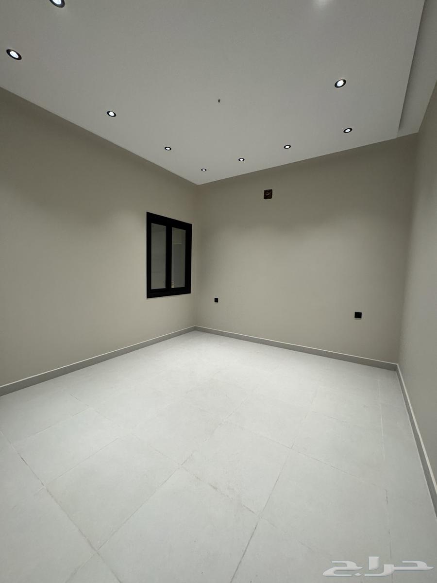 شقة 5 غرف في الرانوناء 22