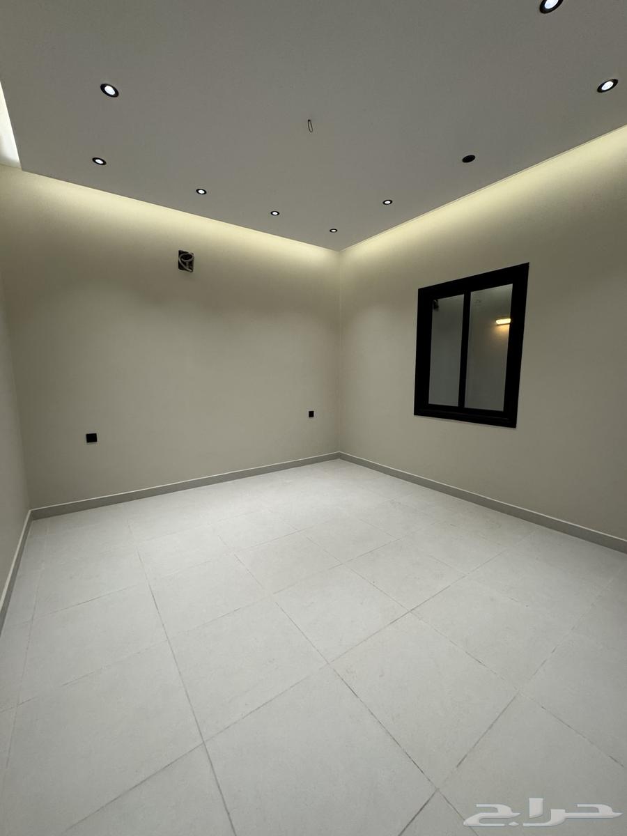 شقة 5 غرف في الرانوناء 23