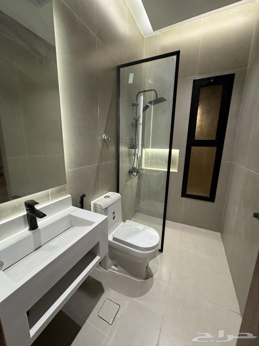 شقة 5 غرف في الرانوناء 24