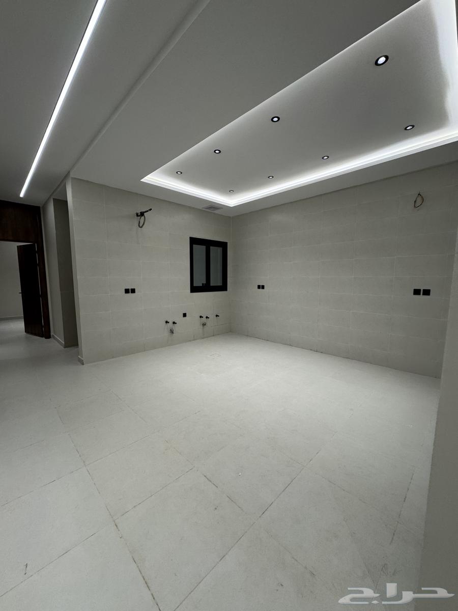 شقة 5 غرف في الرانوناء 34