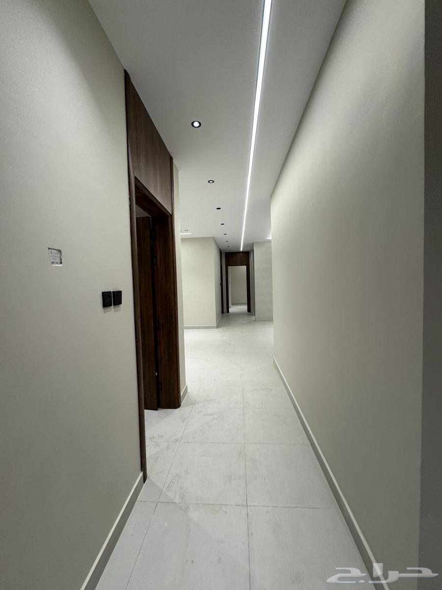 شقة 5 غرف في الرانوناء 56