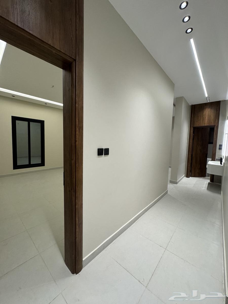 شقة 5 غرف في الرانوناء 7