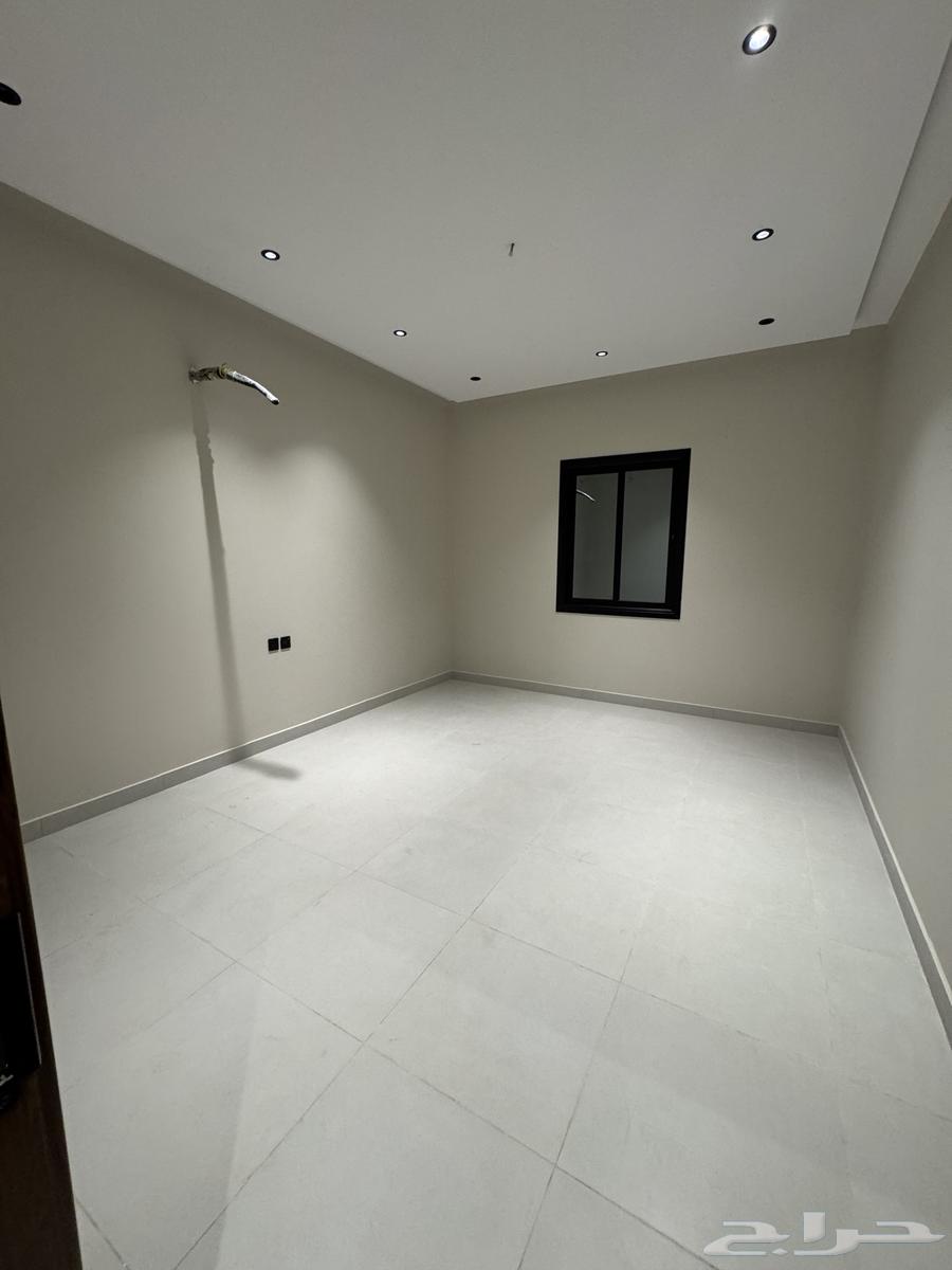 شقة 5 غرف في الرانوناء 63