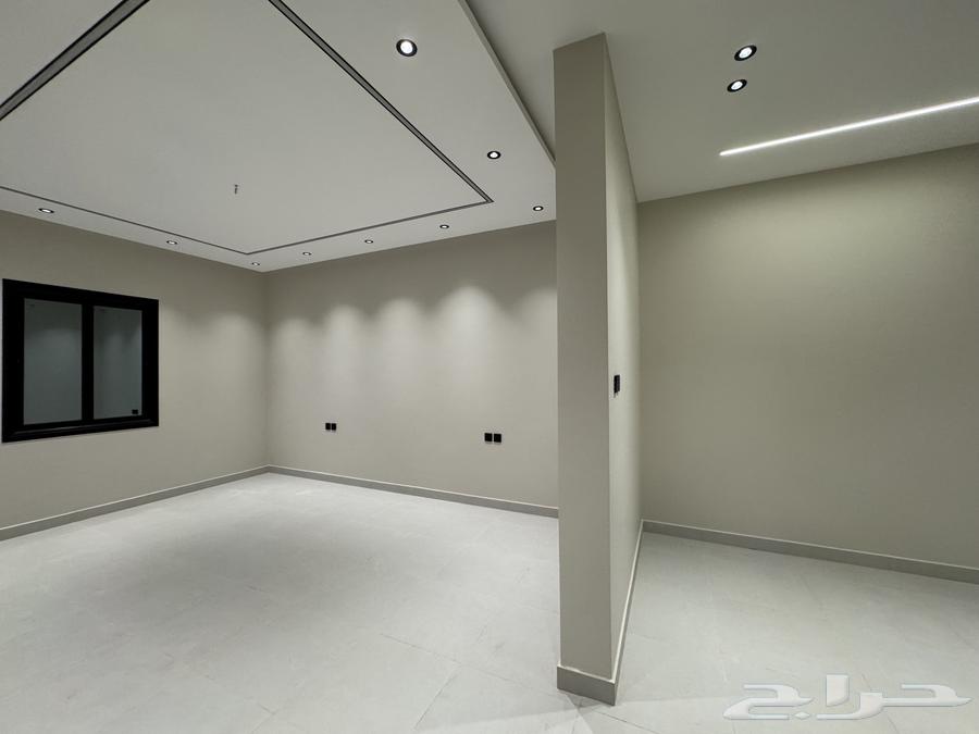 شقة 5 غرف في الرانوناء 64