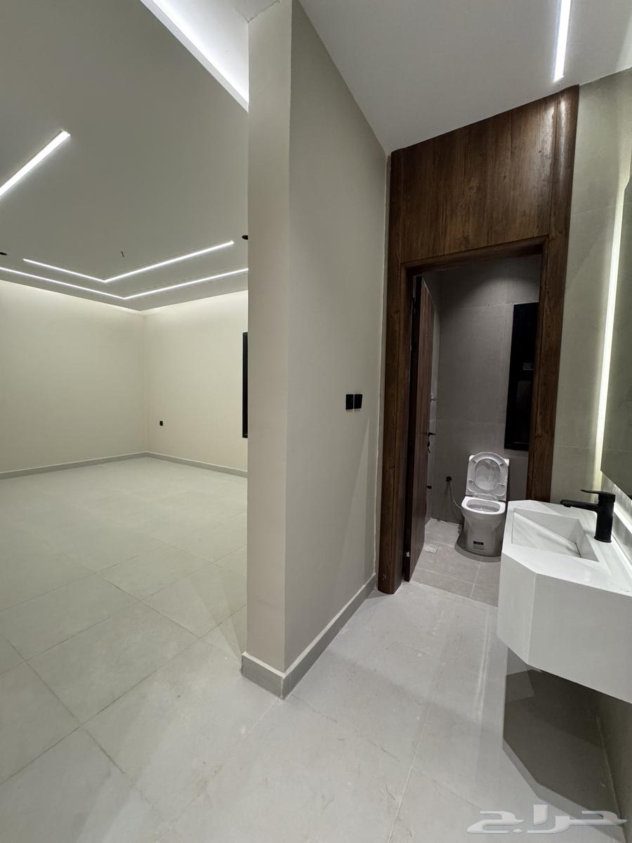 شقة 5 غرف في الرانوناء 71