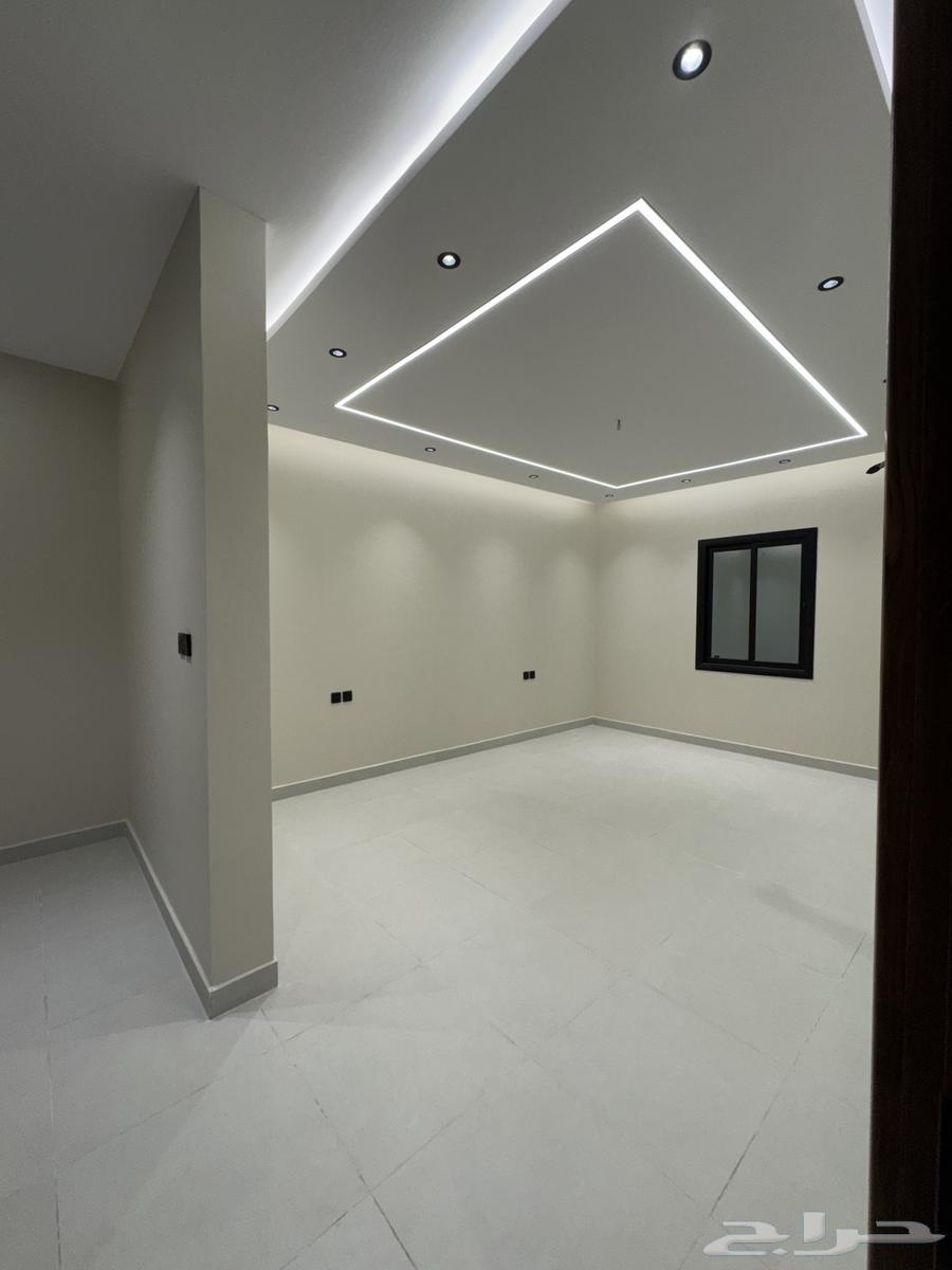 شقة 5 غرف في الرانوناء 86