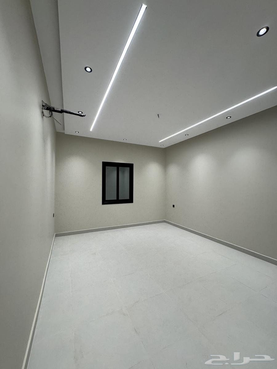 شقة 5 غرف في الرانوناء 10