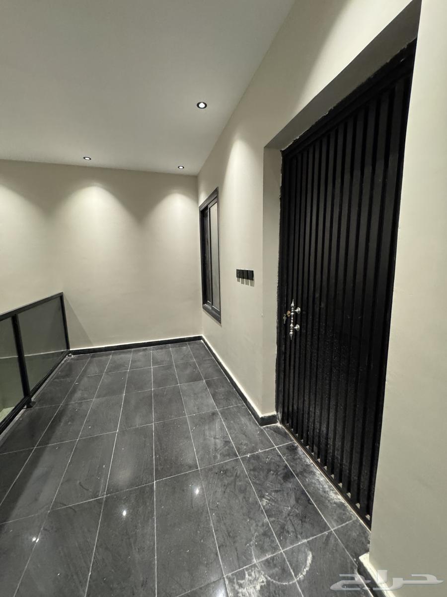 شقة 5 غرف في الرانوناء 94