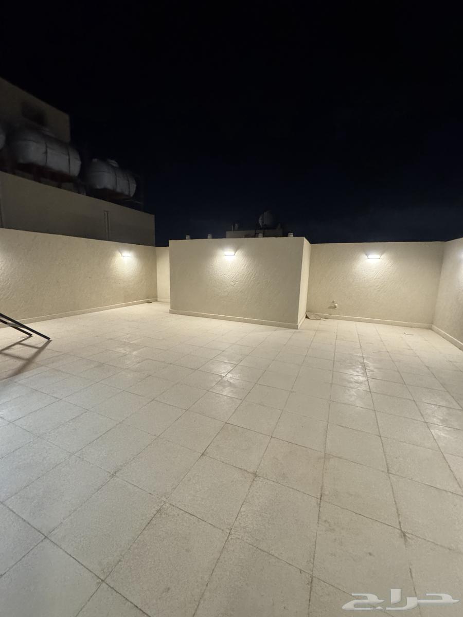 شقة 5 غرف في الرانوناء 96