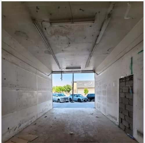 محل 40 م² في الملك فهد 2