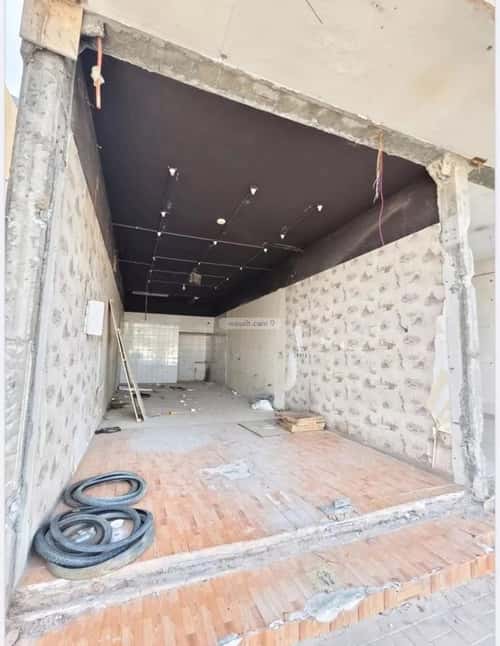 محل 40 م² في الملك فهد 7