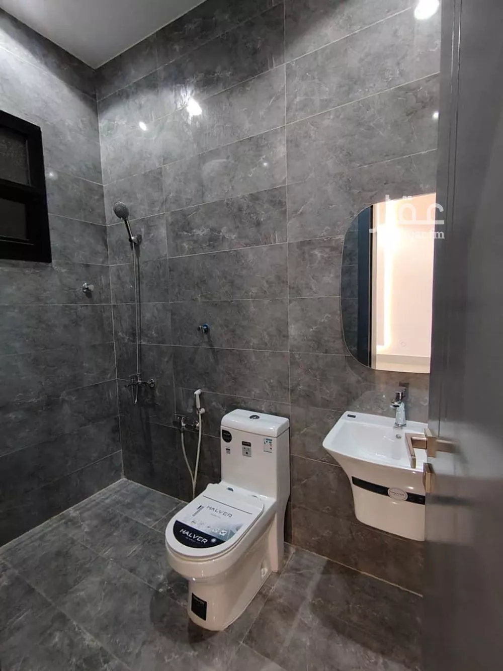 5 bedroom floor in Al Qadisiyah 9