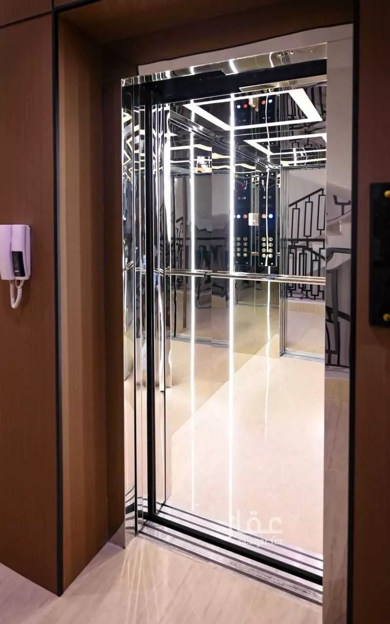 عمارة 600 م² في العليا 8