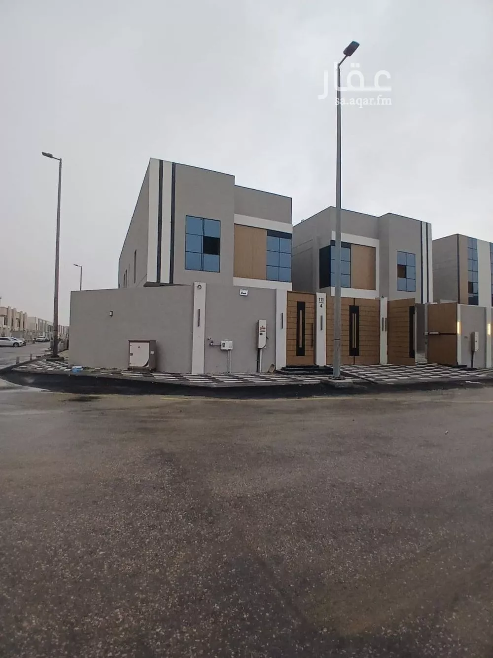 فيلا 9 غرف في الشعلة 2