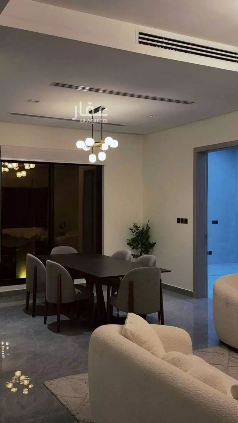 فيلا 6 غرف في السيف 8