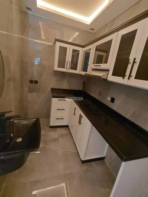 شقة 1 غرف في الملقا 3