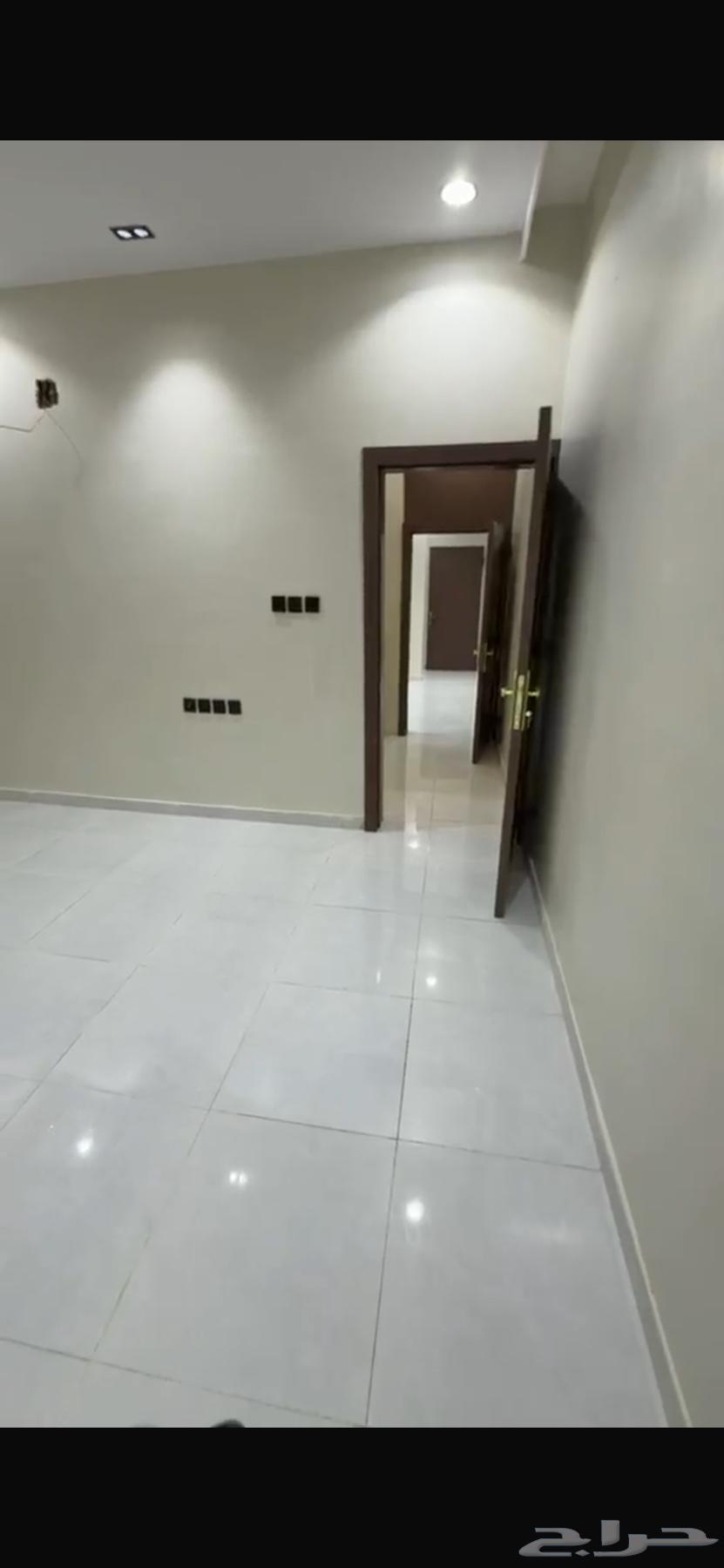 شقة 3 غرف في عكاظ 7