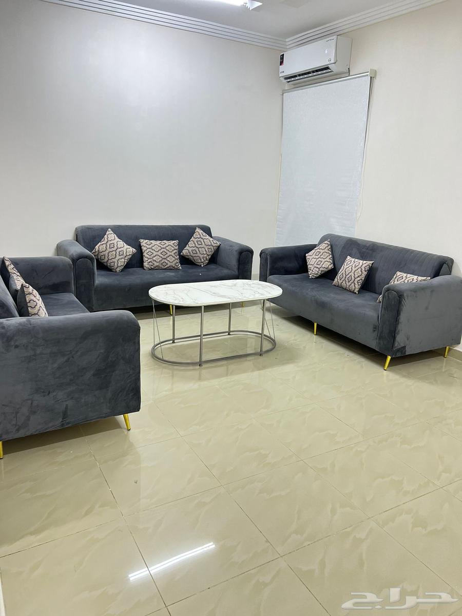 شقة 3 غرف في الزاهر 4