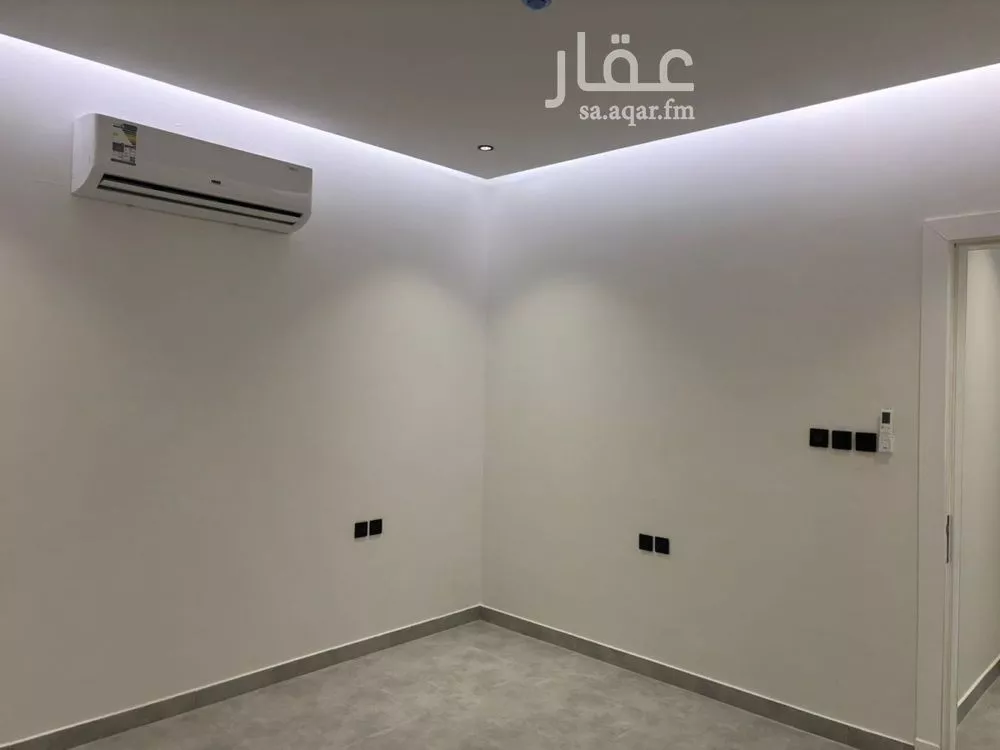 2 bedroom floor in Al Aridh 6