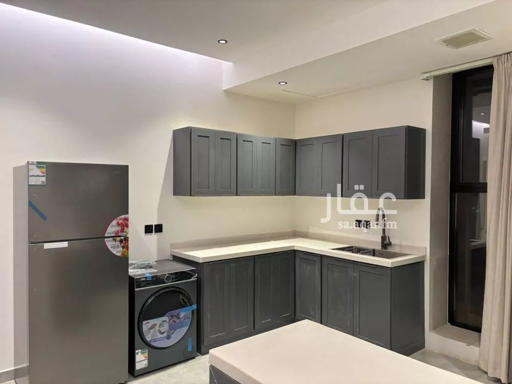 2 bedroom floor in Al Aridh 7