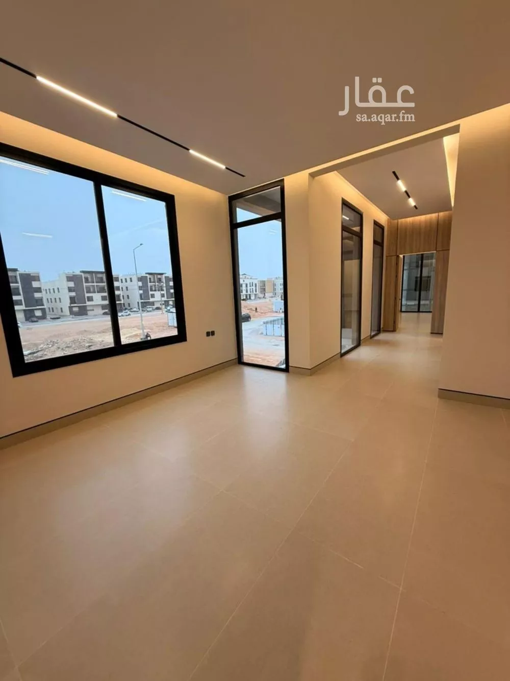 شقة 6 غرف في الرمال 2